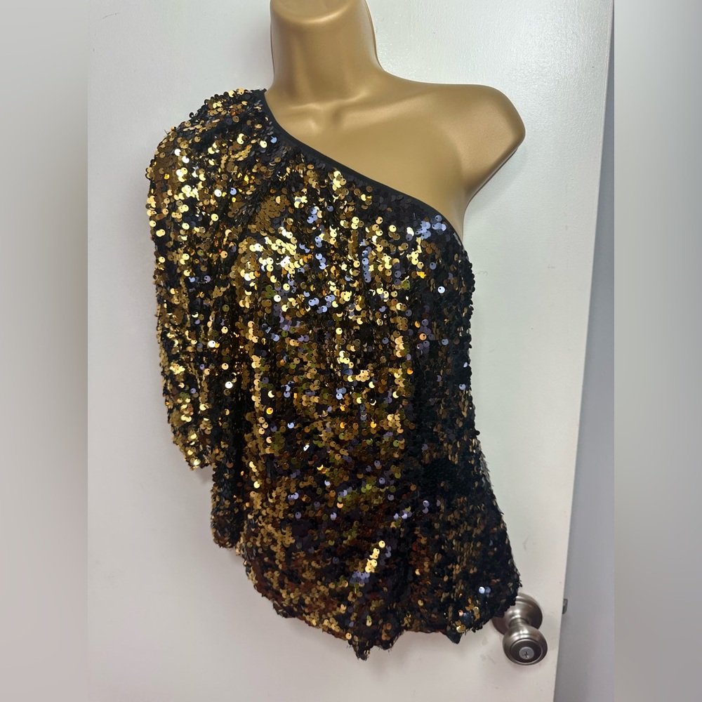 Aidan Mattox Black Sparkly Gold Sequin One Shoulder Glamorous Party Top Size 6‎